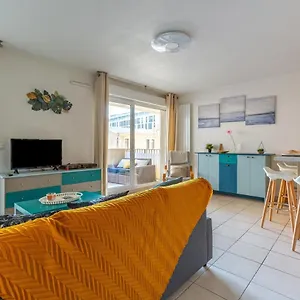 https://melchior-beau-t2-avec-terrasse-au-coeur-deuromediterranee.fr-provencehotel.com