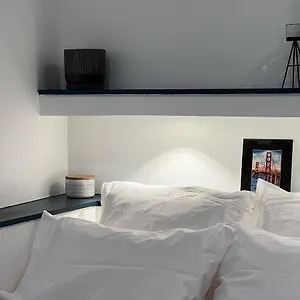 https://mrtn-apartments-studio-suites-aix-les-bains-hypercentre.hotels-rhonealpes.com